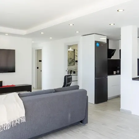 Seaside Fuengirola Apartment Malaga
